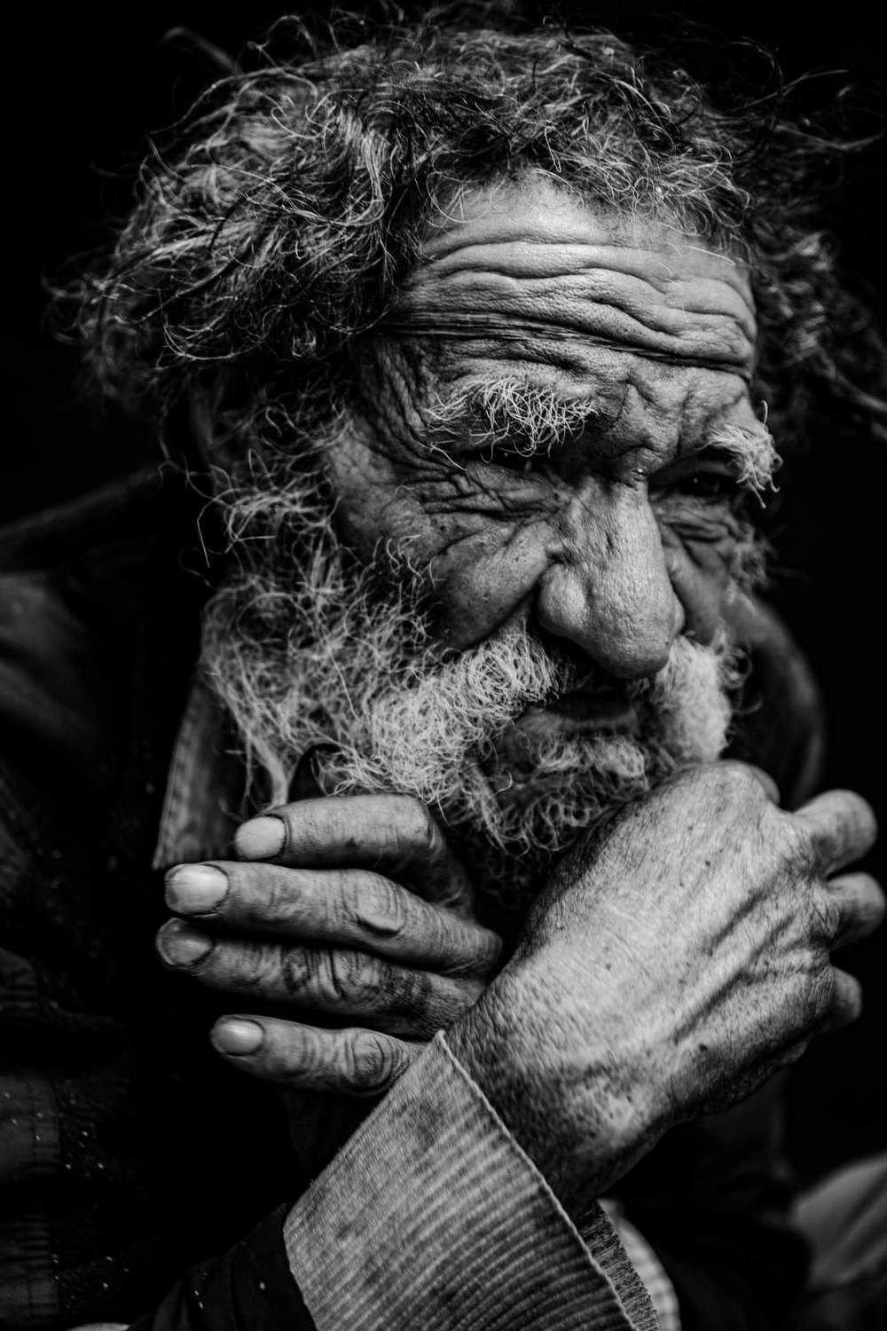 portrait, portraits, male portrait, retrato, retratos, bastian cifuentes araya, periodistafurioso, black and white, black & white, blanco y negro, human, homeless, situacion de calle, in-visibles, invisibles,, Cifuentes Araya Basti&aacute;n