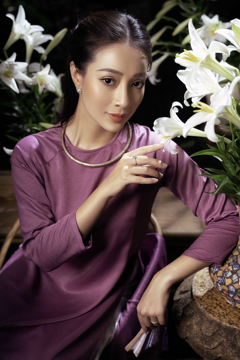 model, flowers, hanoi, vietnamese, lady, beauty,  Nam Pham photographer