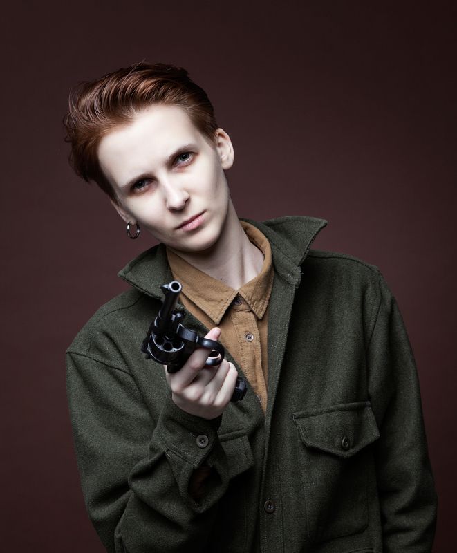 наган большевик революционер революция Большевик фото превью