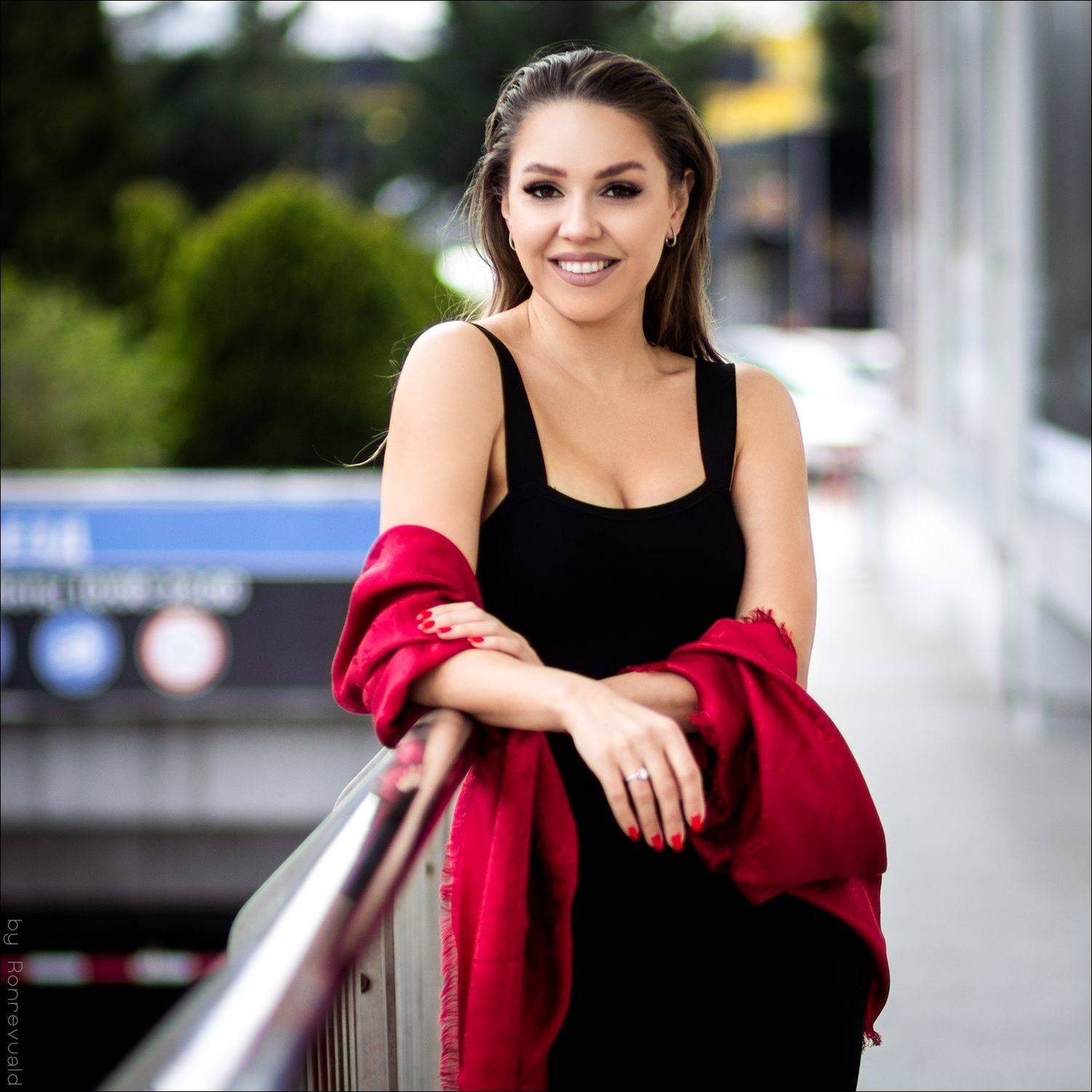 girl,woman,eyes,beauty,portrait,fashion,light,девушка,портрет,свет, глаза, Ronrevuald