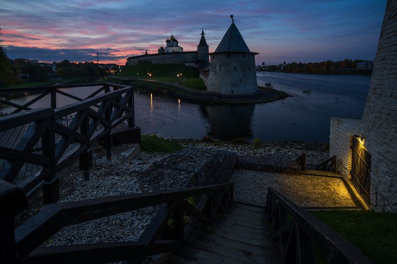 псков, кром, утро Псковское утро фото превью