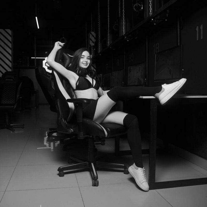 Cyber sport (CS:GO russian girls) фото превью