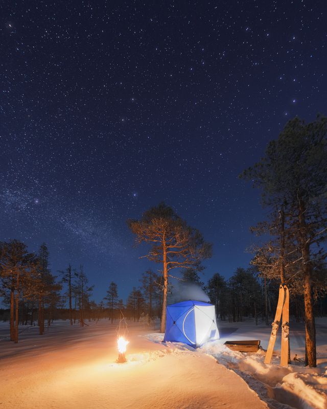 пейзаж, ночь, звёзды, болото, сосны, млечный путь, landscape, nightscape, pine, milkyway, night, stars, campfire, swamp, палатка, костер, tent Перед сном фото превью
