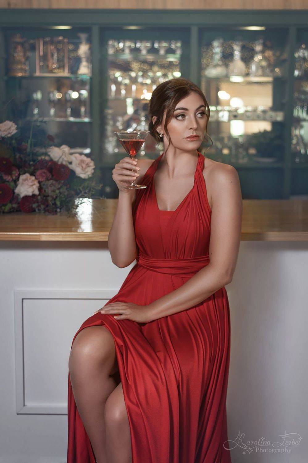 красный, платье, бар, девушка, арт, Karolina Ferbei