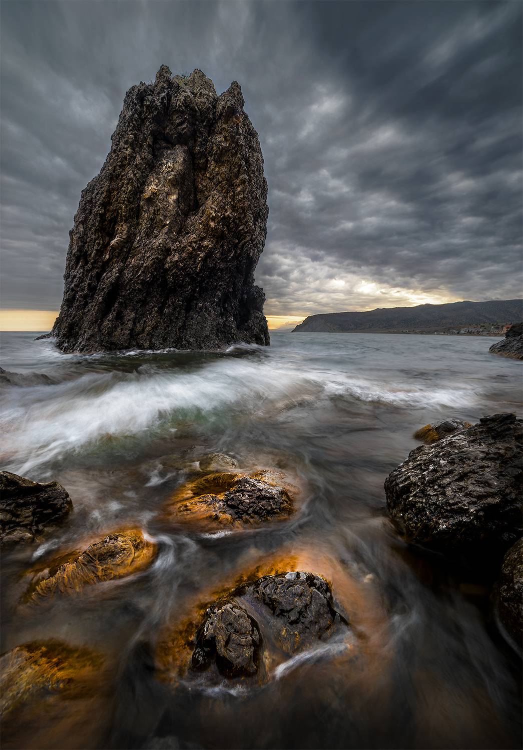 море, пейзаж, небо, закат, крым, веселое, волны, пляж, водоросли, скалы, Макс Яковенко