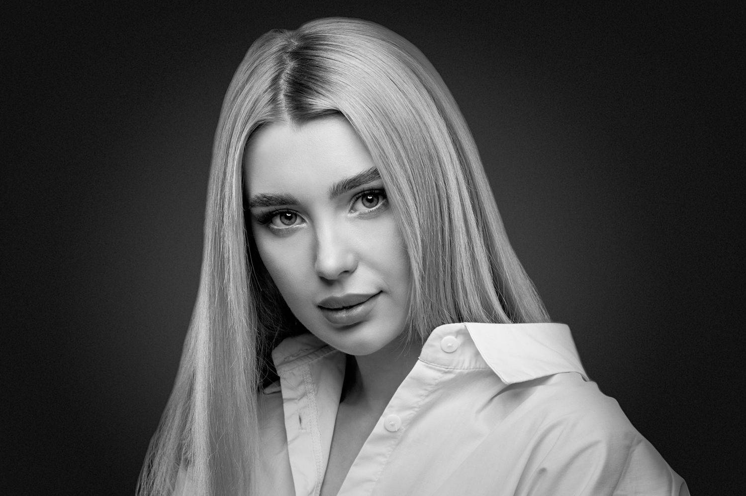 портрет, девушка, взгляд, глаза, ч/б, Дёгтев Евгений