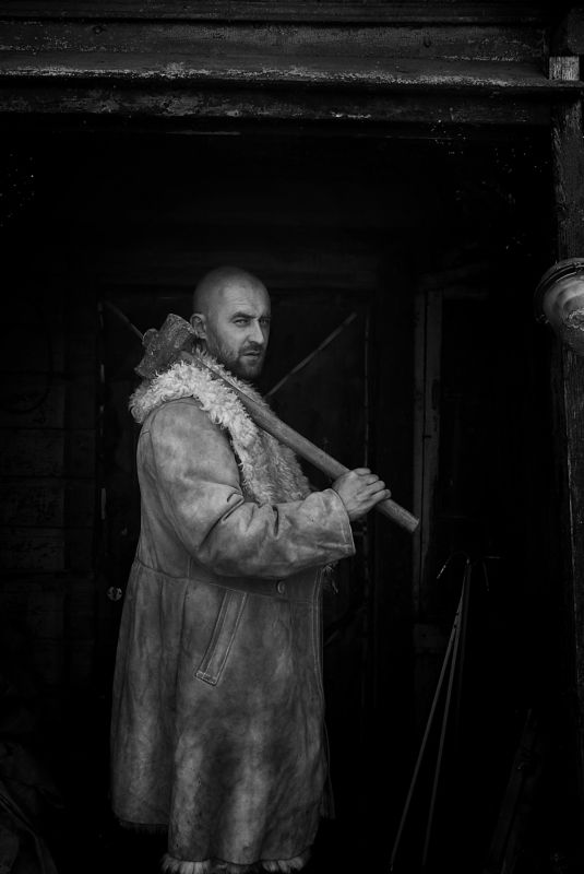 портрет, юрий,чб,молот. Юрий фото превью