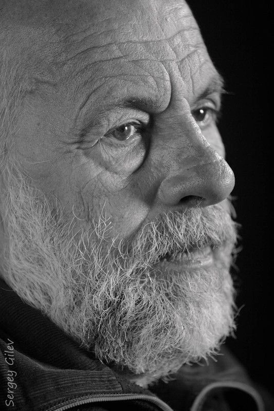 портрет Михаил фото превью