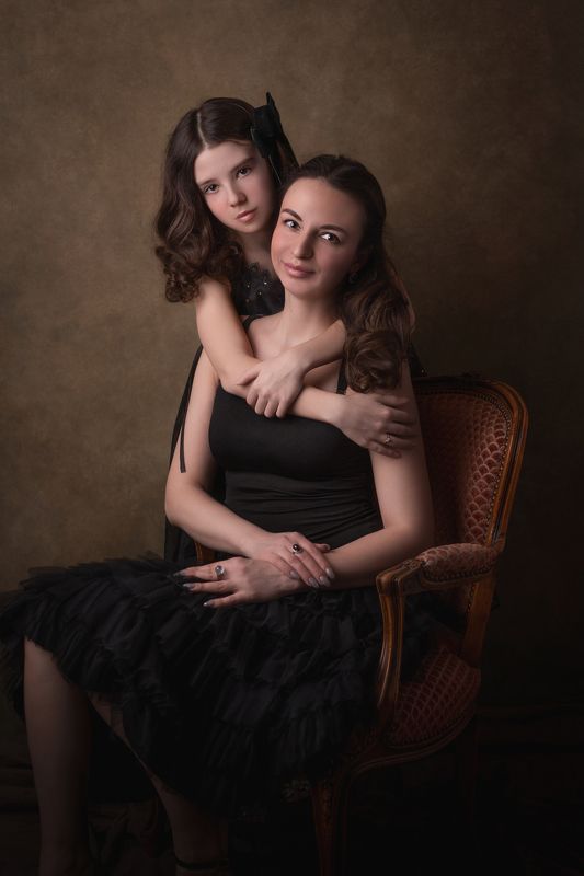 Портретная Коллекция Дети и Семья, детская фотография, семейная фотосессия, детская и семейная фотосъемка в студии Мама и Дочь фото превью