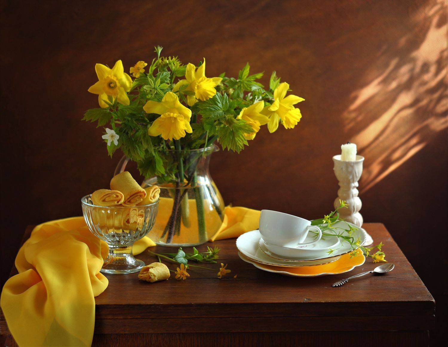 , Людмила Хрусталева*