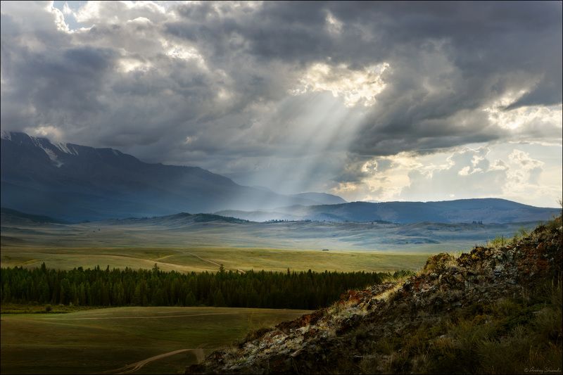 горный алтай, горы, курай, курайская степь, лучи Курайская степь фото превью