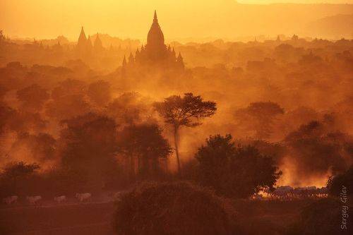 Вечер в далекой стране