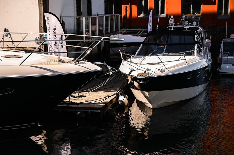 Norway city boat sea  Bryggen фото превью