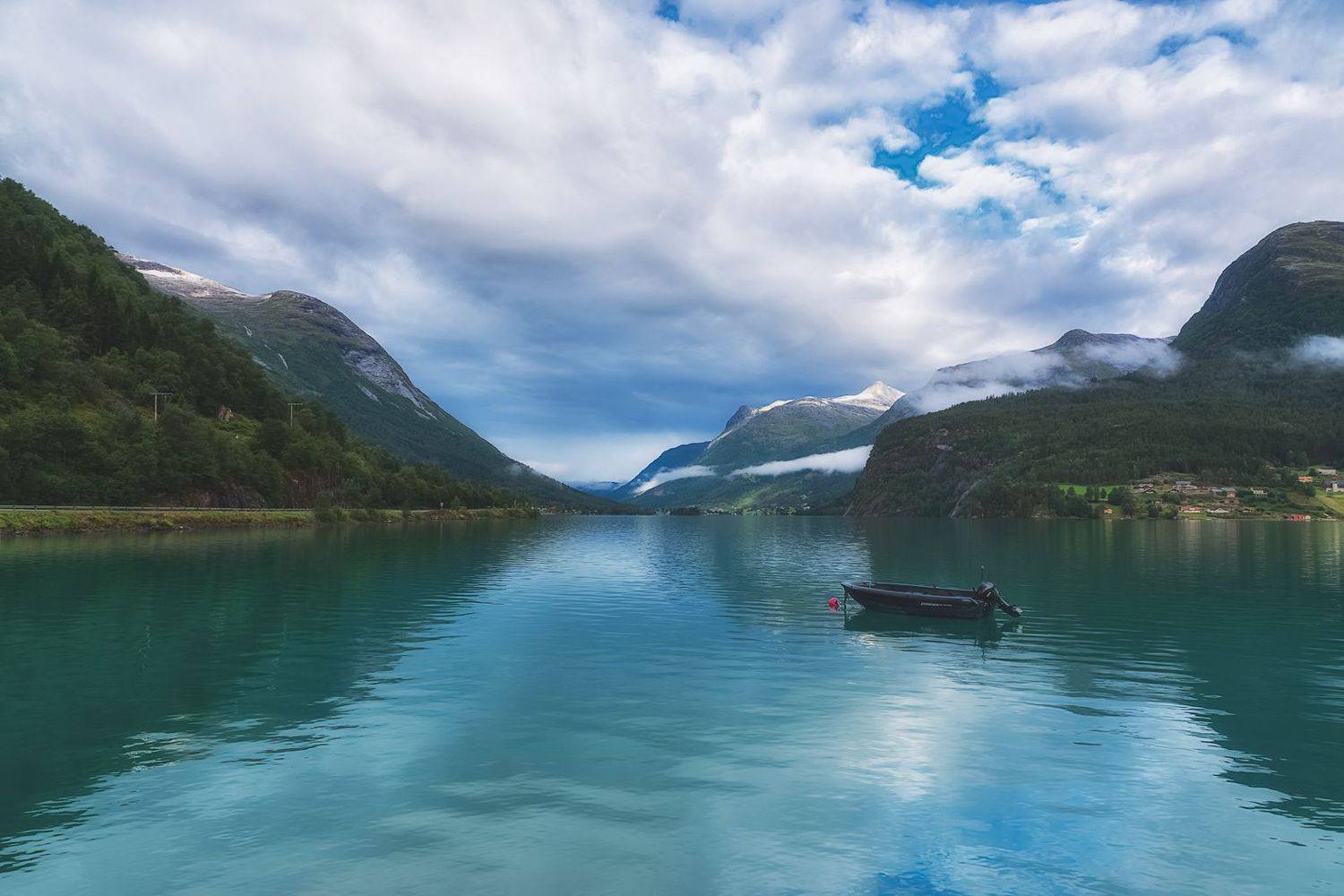 лодка,озеро,природа, пейзаж,Норвегия, Лариса Дука