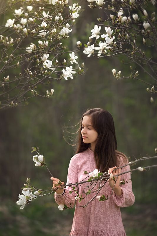 magnolia, spring, wind, girl, girl in spring Magnolia фото превью