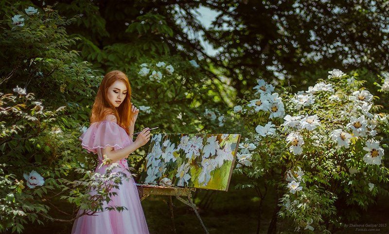 Девушка, Кисти, Мольберт, Цветы ... фото превью