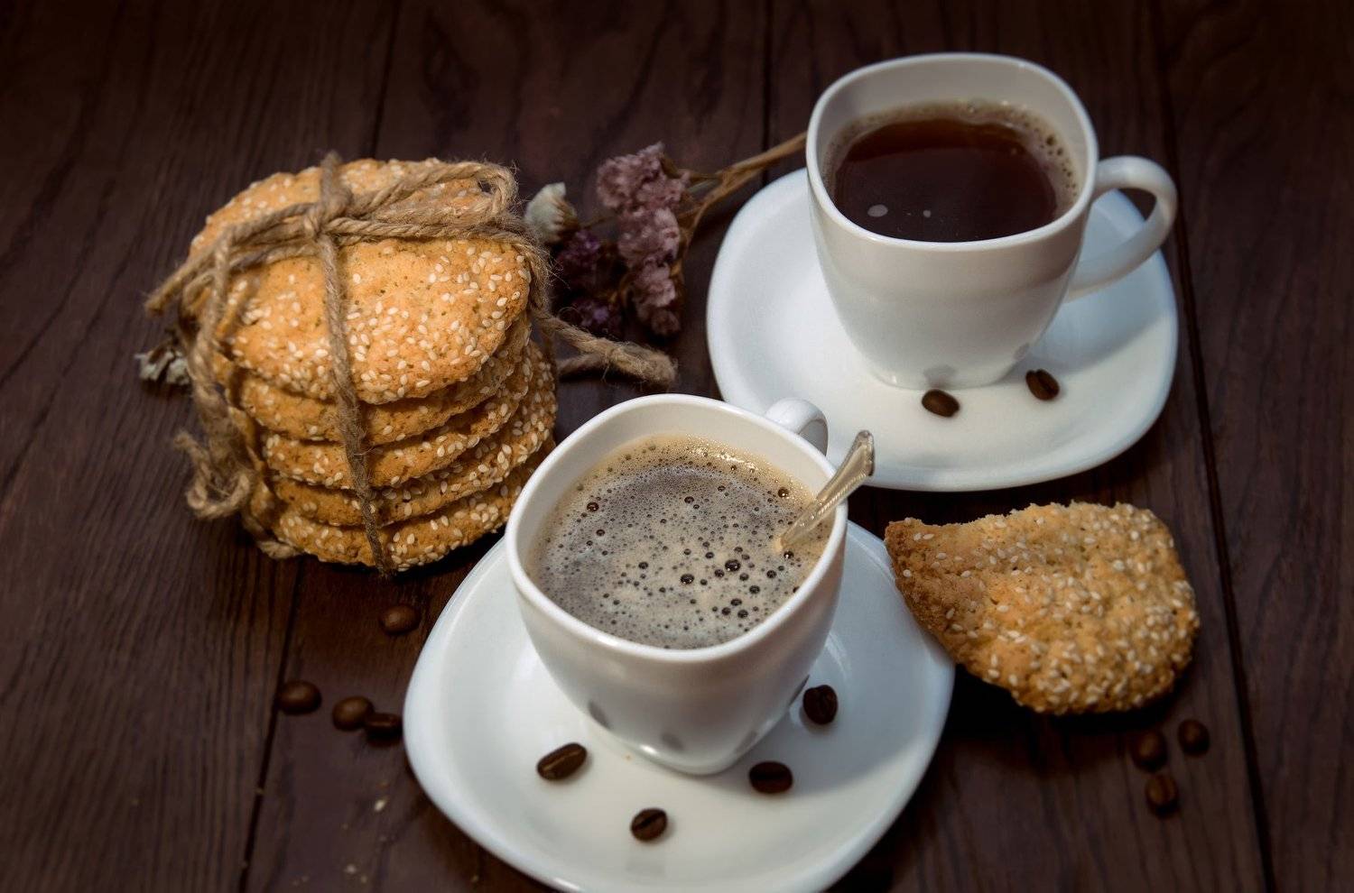 pecherskiy.kz, Константин Печерский