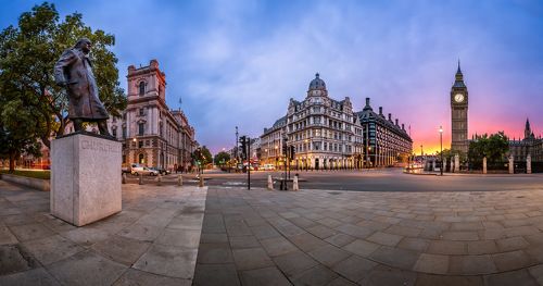 Уинстон Черчилль и Парламентская Площадь, Лондон