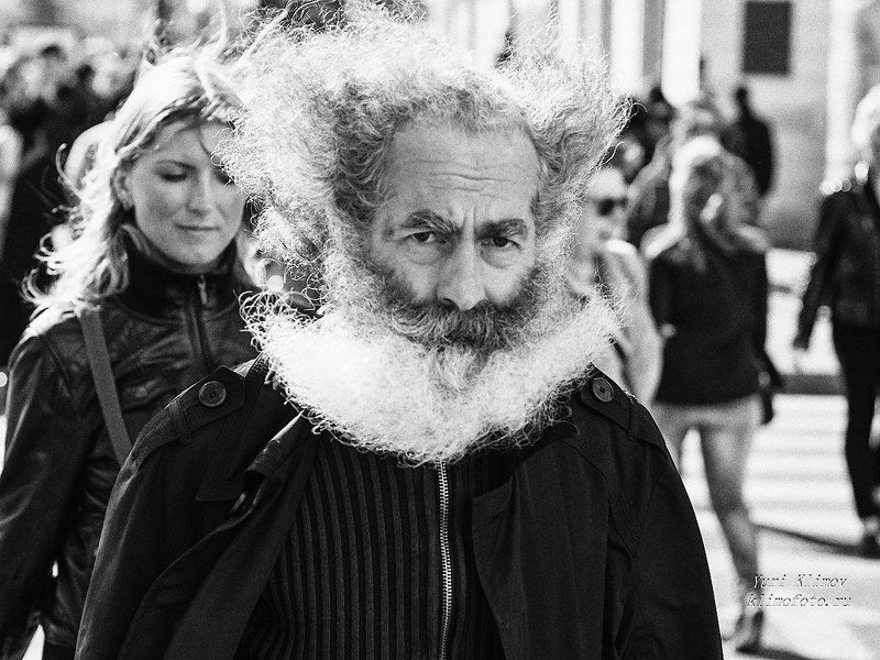 Случайный взгляд из толпы... фото превью