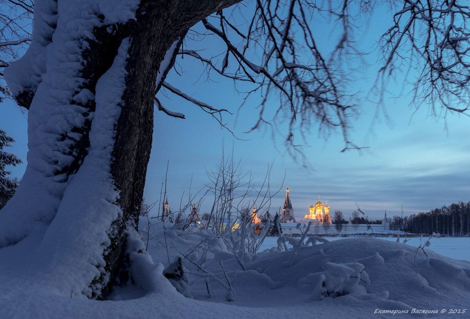 валдай, зима, иверский монастырь, лес, монастырь, путешествия, россия, снег, утро, Екатерина (PhotoJourneys.ru) Васягина