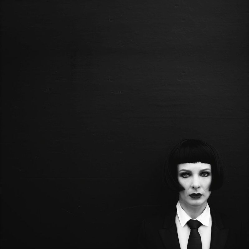 Black square фото превью