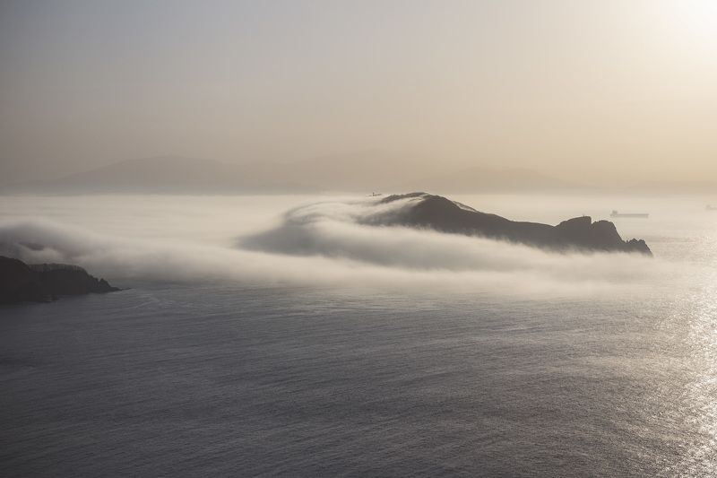 остров, туман, утро  фото превью