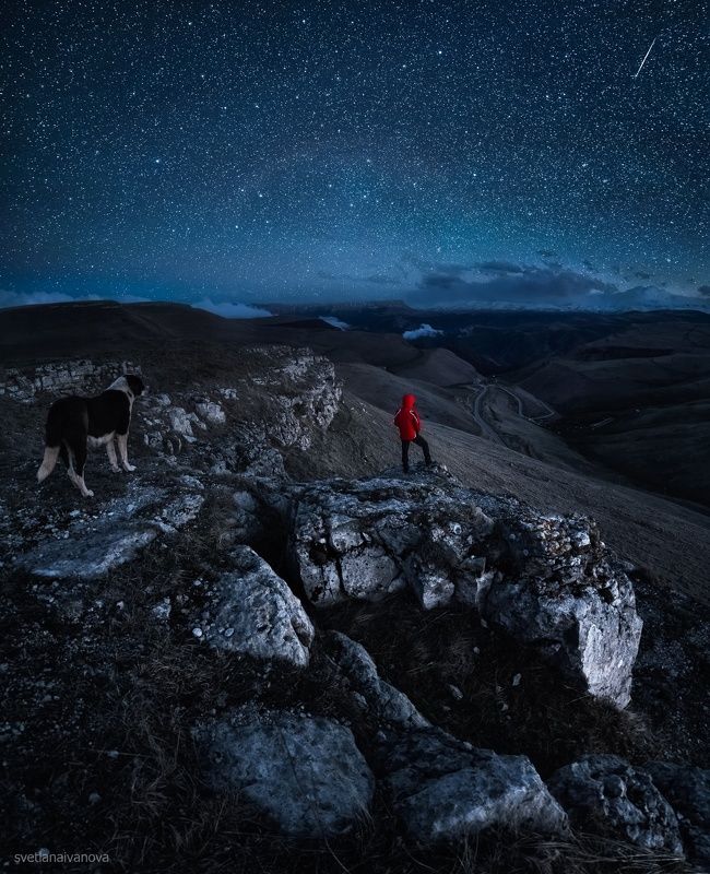 шаджамаз, млечный путь, ночь, звезды, кавказ, эльбрус Двое на краю... фото превью