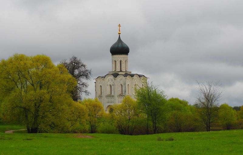на нерли Покров на Нерли фото превью