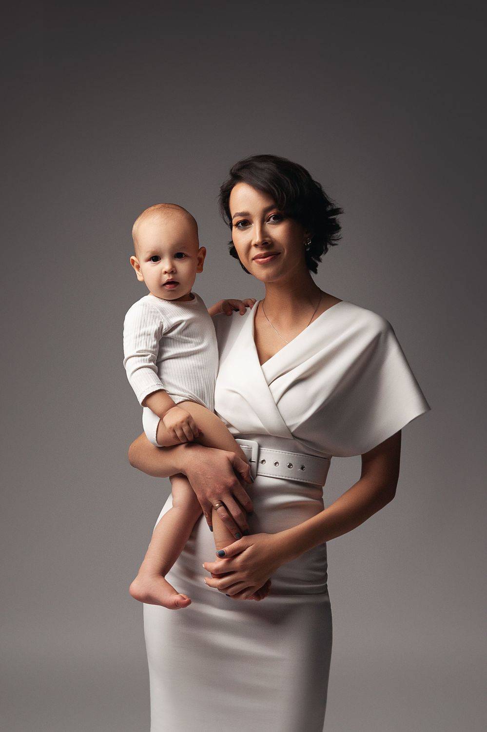 mom and baby, mom, maternity, mother, familyphoto, love, baby, family, babyphoto, children, childrenphoto, childrenphotography, мама, мама и малыш, мать и дитя, мальчик, малыш, сын, любовь, портрет, студийный портрет, семейный портрет, детский портрет, Ману Фалько