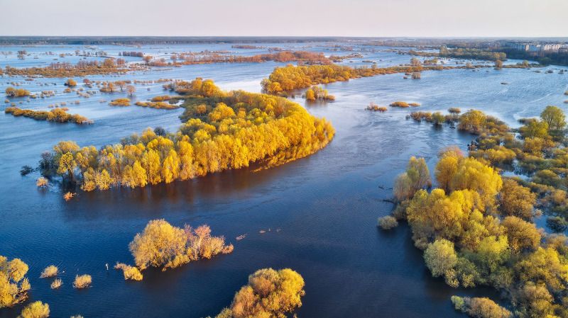 апрель, беларусь, весна, вечер, вода, днепр, закат, половодье, разлив, река Рогачев. Разлив Днепра фото превью