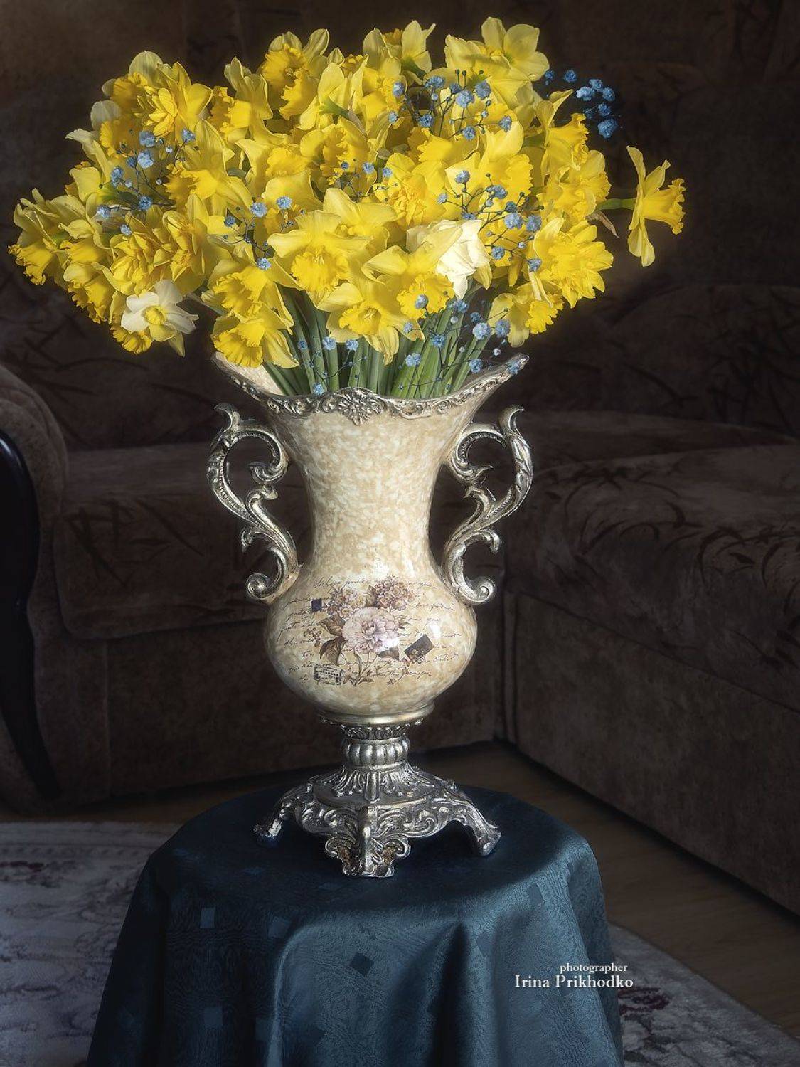 натюрморт, цветы, букеты, нарциссы, интерьер, Приходько Ирина