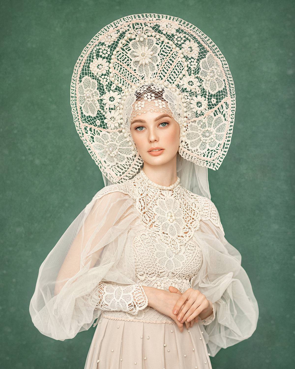 , Елена Михайлова