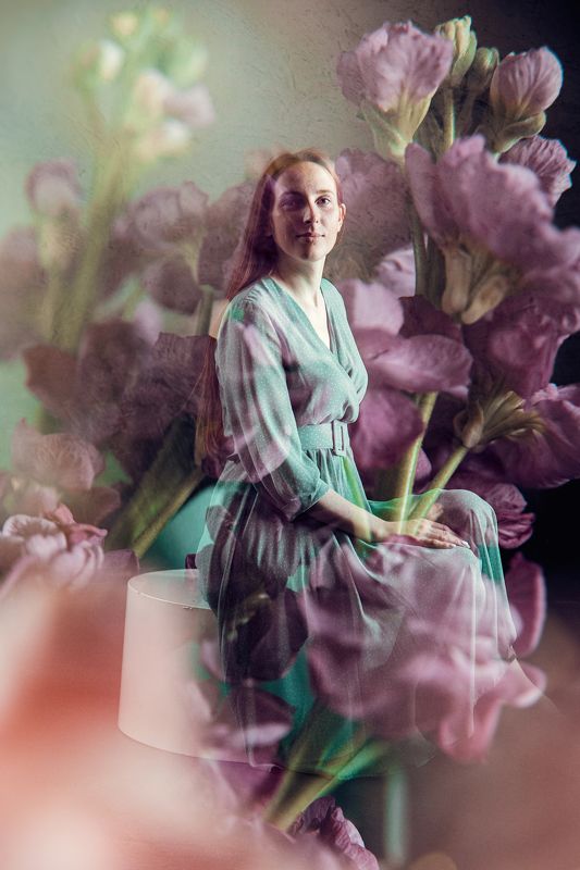 девушка, цветы  фото превью