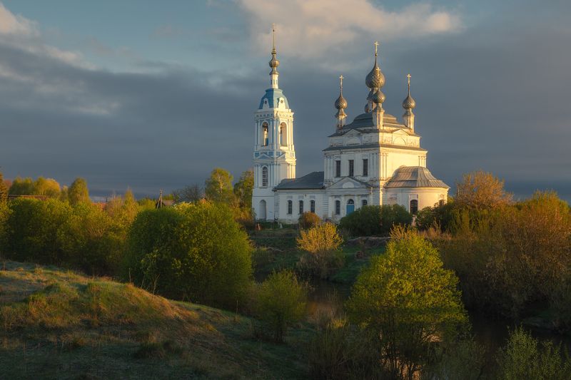савинское, ярославская область, церквушки Утро в селе Савинское. фото превью