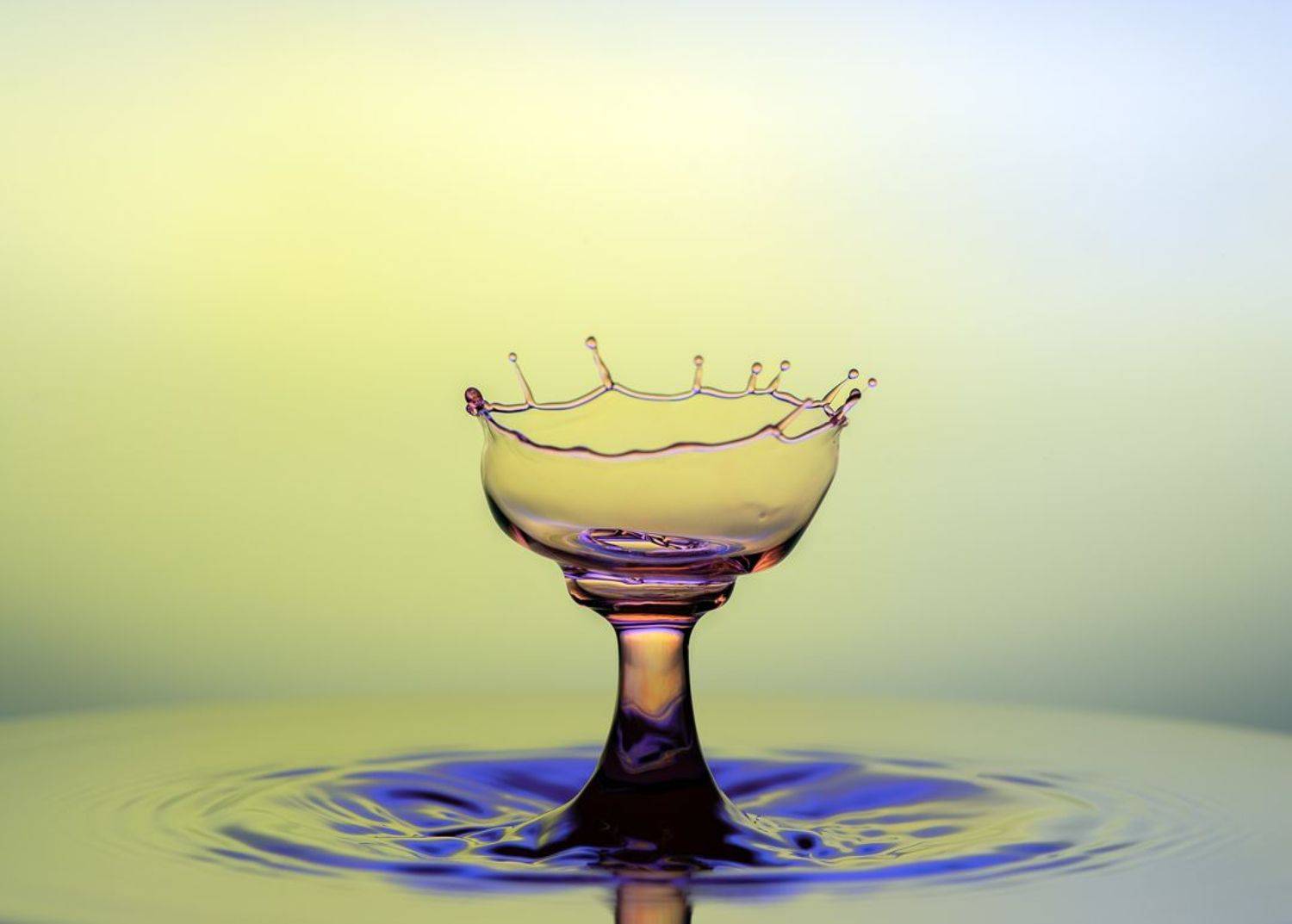 WATER,LIQUID,SPLASH PHOTOGRAPHY,ABSTRACT,TIME STOP,SPEED LIGTH,YOUSEF SAYADI,BLUE,YELLOW,MAGENTA,LIQUID ART,ABSTRACT ART,DROPS,MACRO,REFLECTIVE,HIGH SPEED PHOTOGRAPHY, YOUSEF SAYADI