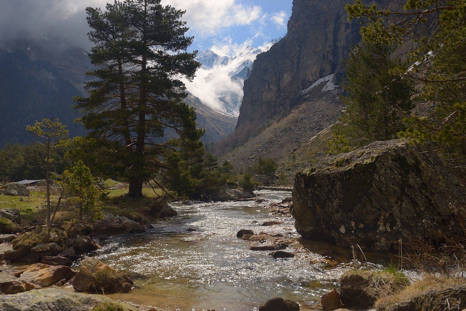 горы весна река узункол, Александр Жарников