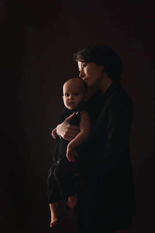 mom and baby, mom, maternity, mother, love, baby, family, babyphoto, familyphoto, children, childrenphoto, childrenphotography, мама, мама и малыш, мать и дитя, мальчик, малыш, сын, любовь, портрет, студийный портрет, семейный портрет, детский портрет  фото превью