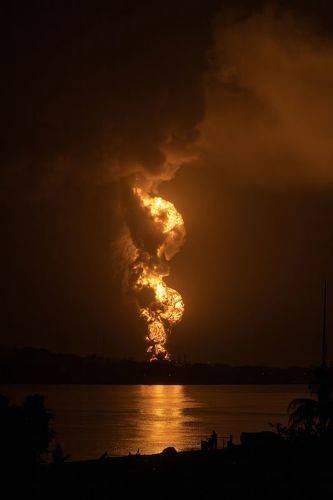 Explosión de Base de Supertanqueros de Matanzas