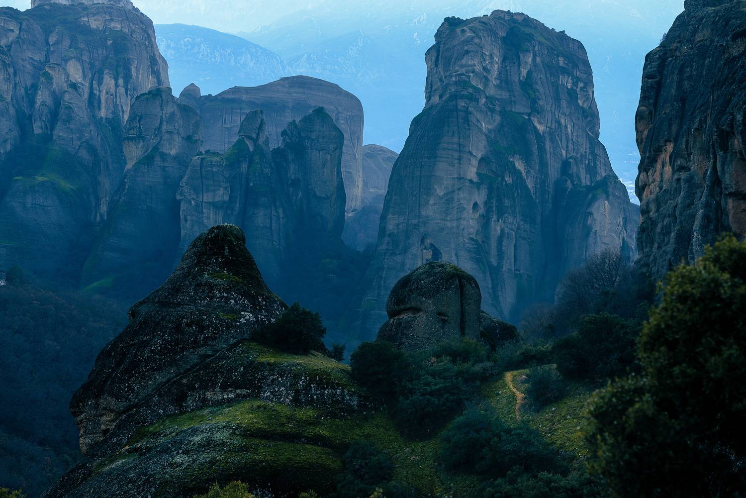 , Nikos(Nougzari) Leonov