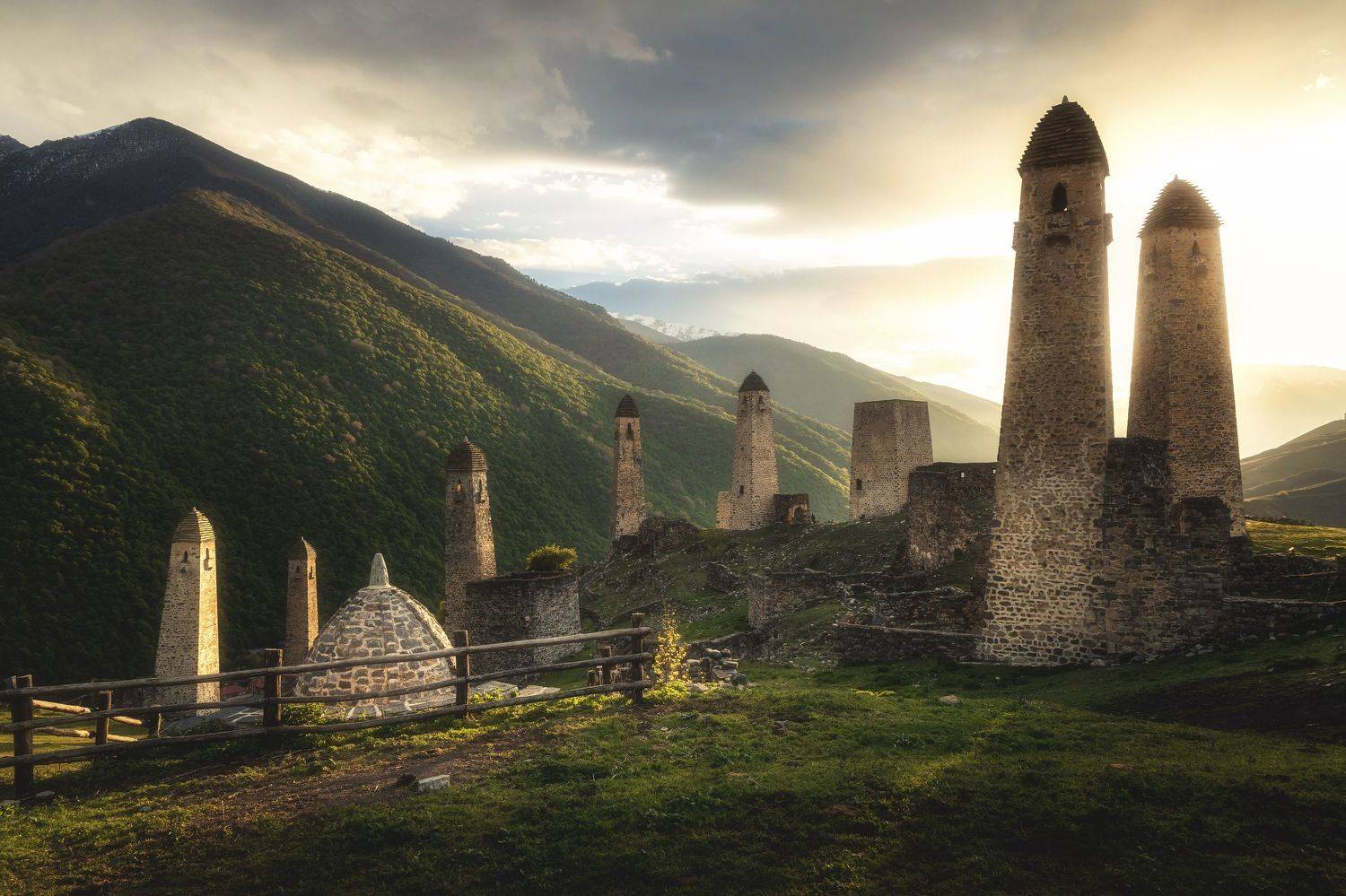 , Грамаков Юрий