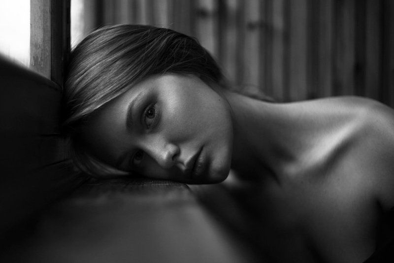 canon6d, портрет, дневной свет, чб, carl zeiss Катя фото превью