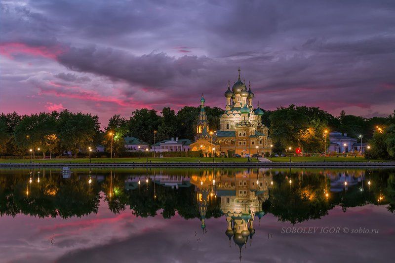 Храм Живоначальной Троицы в Останкино фото превью
