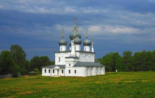 Крестовоздвиженский собор