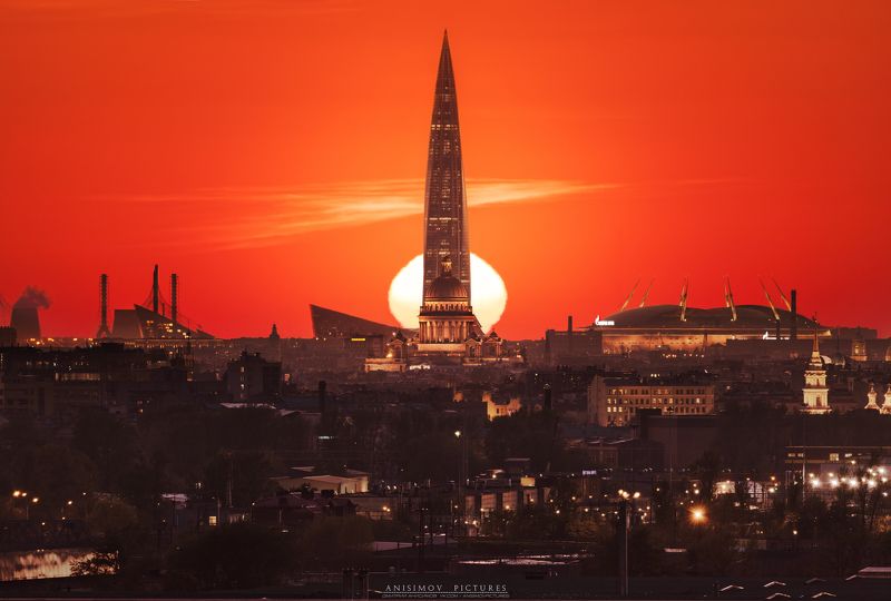 санкт-петербург, архитектура, закат, nikon, спб, лето, весна, золотой час Лахта Центр и Исаакиевский собор на линии с закатным солнцем. фото превью