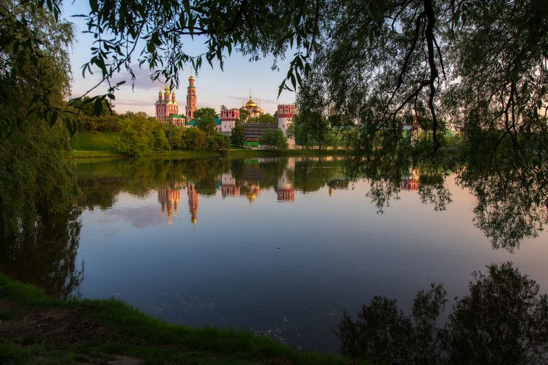 Новодевичий монастырь фото превью