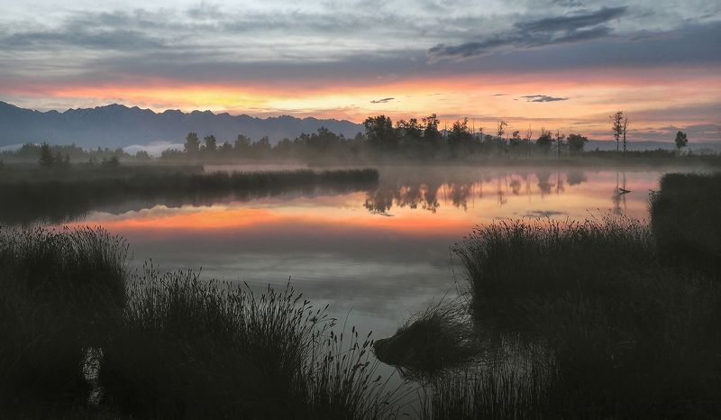 Рассвет на Койморских озёрах фото превью