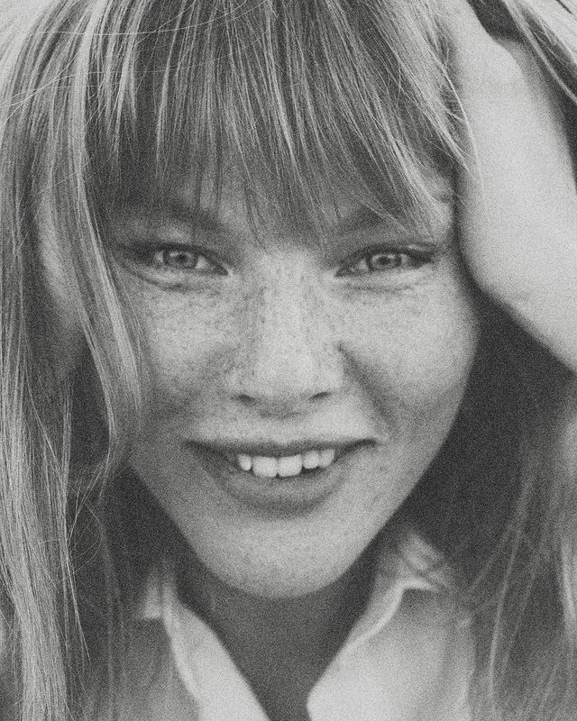 портрет, девушка, пляж, лайфстайл, зерно, пленка,фотография, чб, атмосферная, фотосессия Настя фото превью