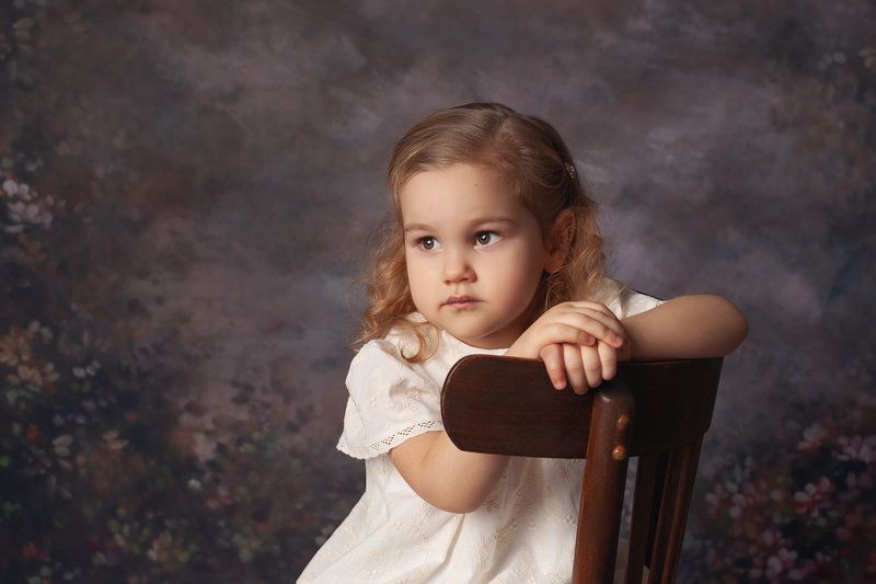 familyphoto, love, baby, family, babyphoto, children, childrenphoto, childrenphotography, девочка, милашка, малышка, детский портрет, девочка с цветами, студийный портрет, портрет девочки, детская фотосессия, студийная фотосессия, фотосессия  фото превью