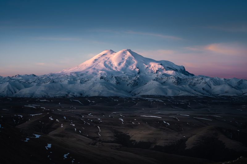 Рассвет с видом на Эльбрус… Dawn with a view of Elbrus… фото превью