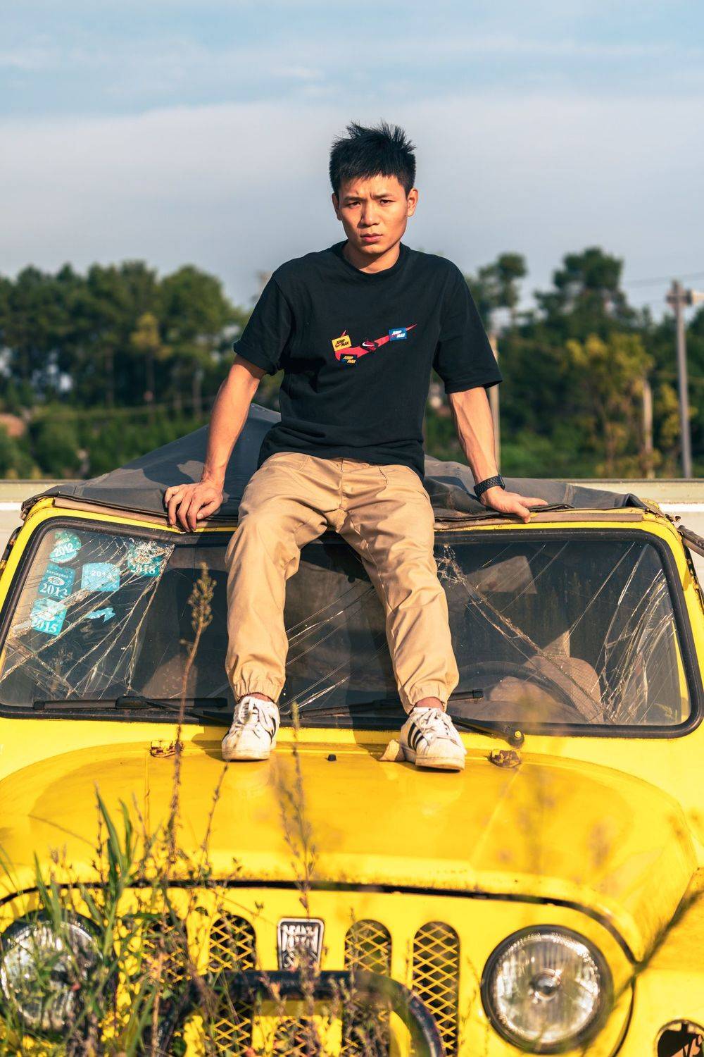 male, man portrait, man, yellow, abandoned, car, nature, trees, sky, china, chengdu, broken, old, Druz Denys